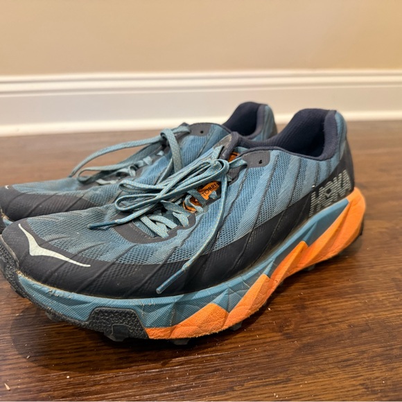 Hoka Torrent - Picture 2 of 3